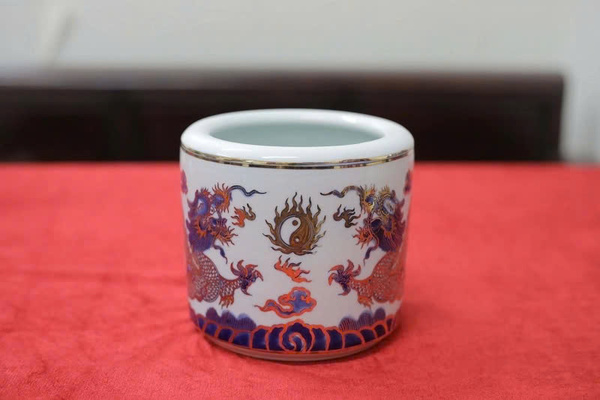 bát hương ở mộ