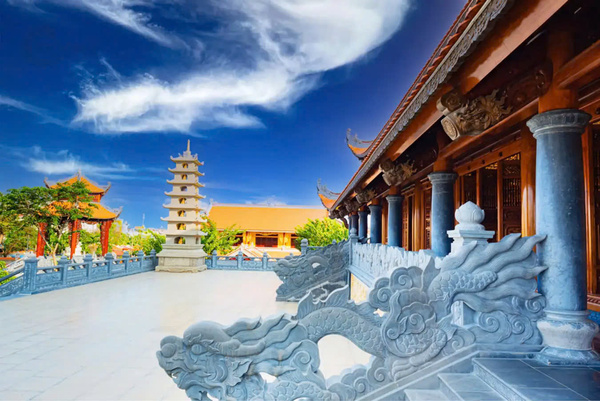chùa vĩnh nghiêm sài gòn