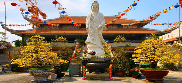 chùa vĩnh nghiêm sài gòn