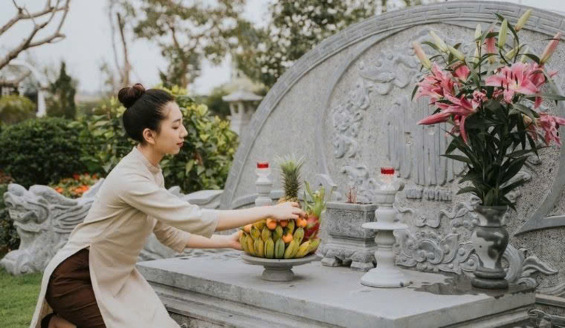 ĐI THĂM MỘ CẦN MUA GÌ? LƯU Ý CẦN NẮM KHI ĐI VIẾNG MỘ