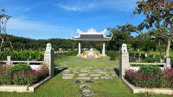 Khu mộ người Hoa