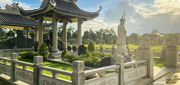 mẫu khuôn viên lăng mộ gia đình