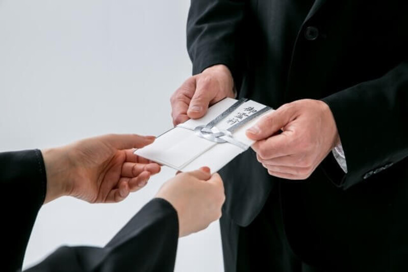 PHÚNG ĐIẾU LÀ GÌ? NÊN ĐI PHÚNG ĐIẾU BAO NHIÊU TIỀN?
