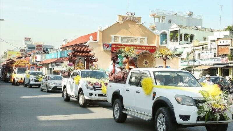 TIÊU CHÍ QUAN TRỌNG KHI LỰA CHỌN DỊCH VỤ THUÊ XE TANG LỄ UY TÍN