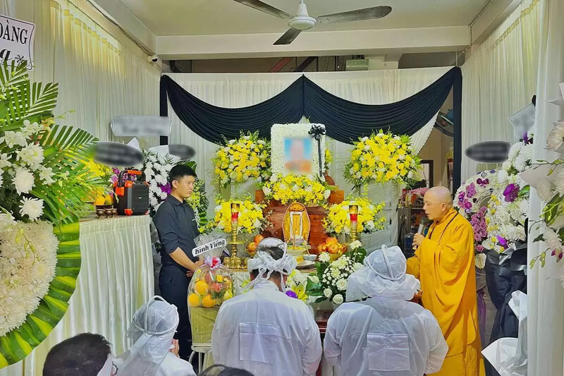 ĐI VIẾNG BỐ MẸ THÔNG GIA NÊN MUA GÌ?