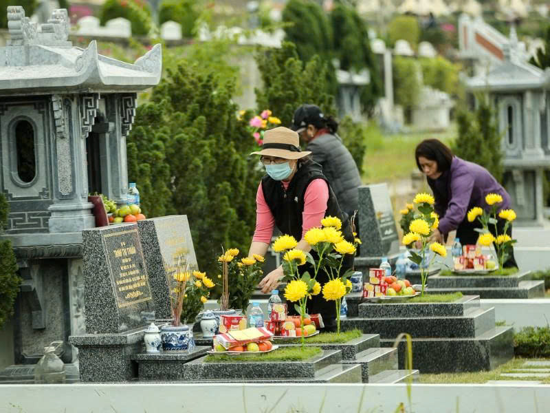 ĐÂU LÀ DỊP THĂM VIẾNG MỘ PHẦN PHÙ HỢP?
